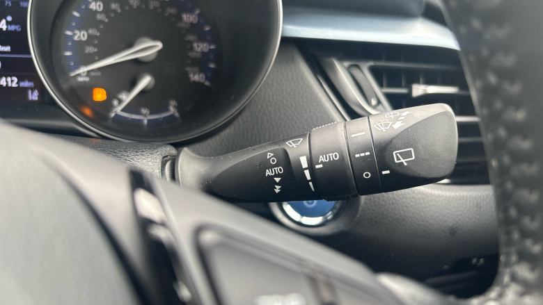 Toyota C-HR 1.8 Hybrid Design 5dr CVT Hybrid Hatchback